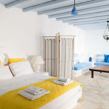 Sissy Ornos (Mykonos)